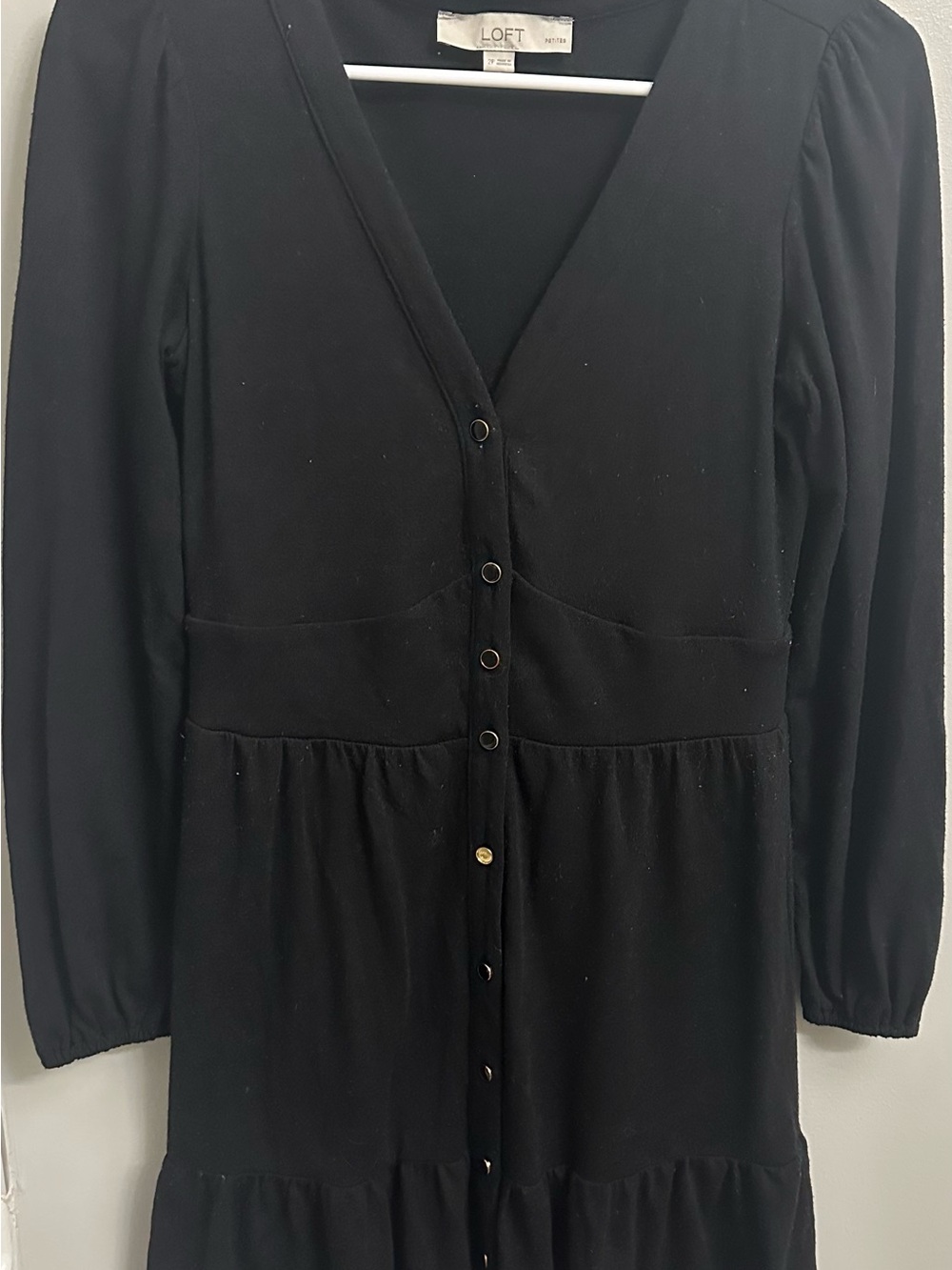 LOFT Black V-Neck Button-Front Long-Sleeve Dress